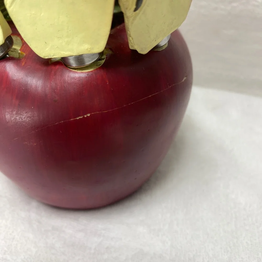 VTG Decorative Red Apple Cheese Spreader Set Stainless Steel Blades Wood Handles